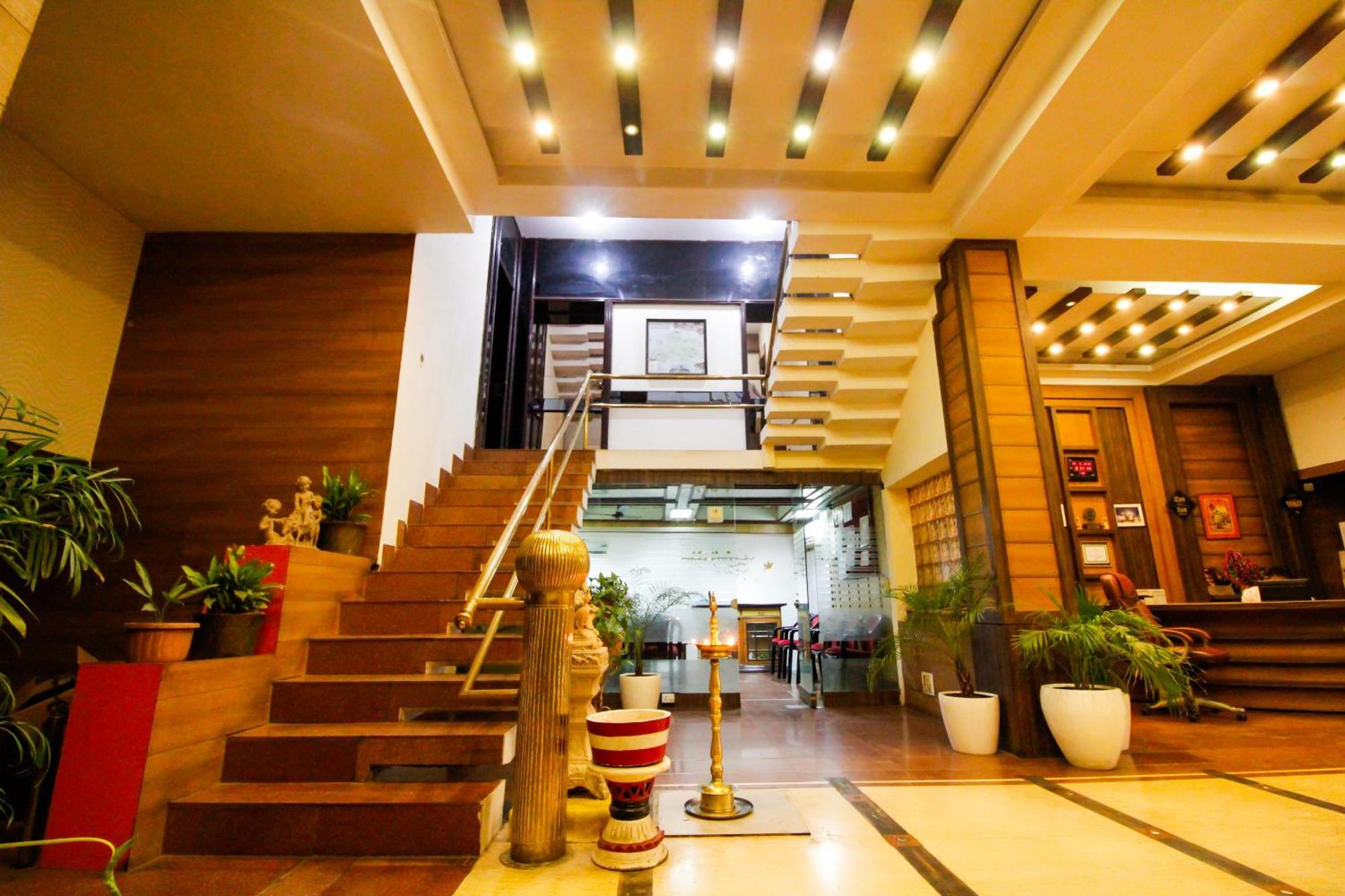 Hotel Rishi Regency Jabalpur Extérieur photo