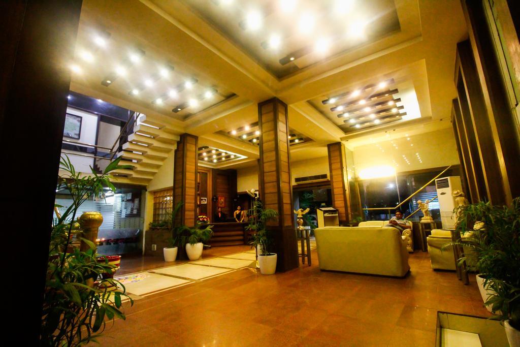 Hotel Rishi Regency Jabalpur Extérieur photo